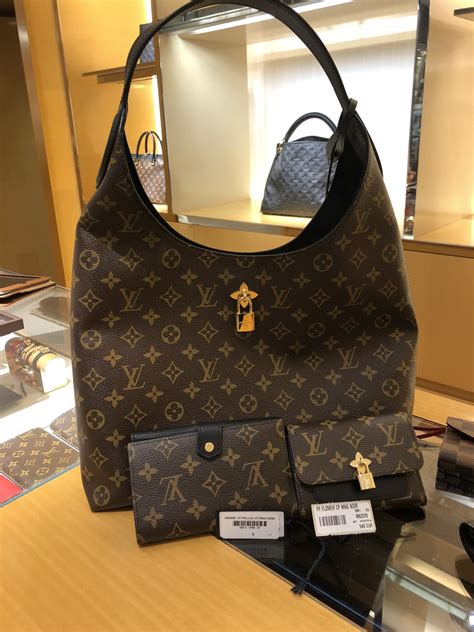 cheap louis vuitton bags paris|louis vuitton france website.